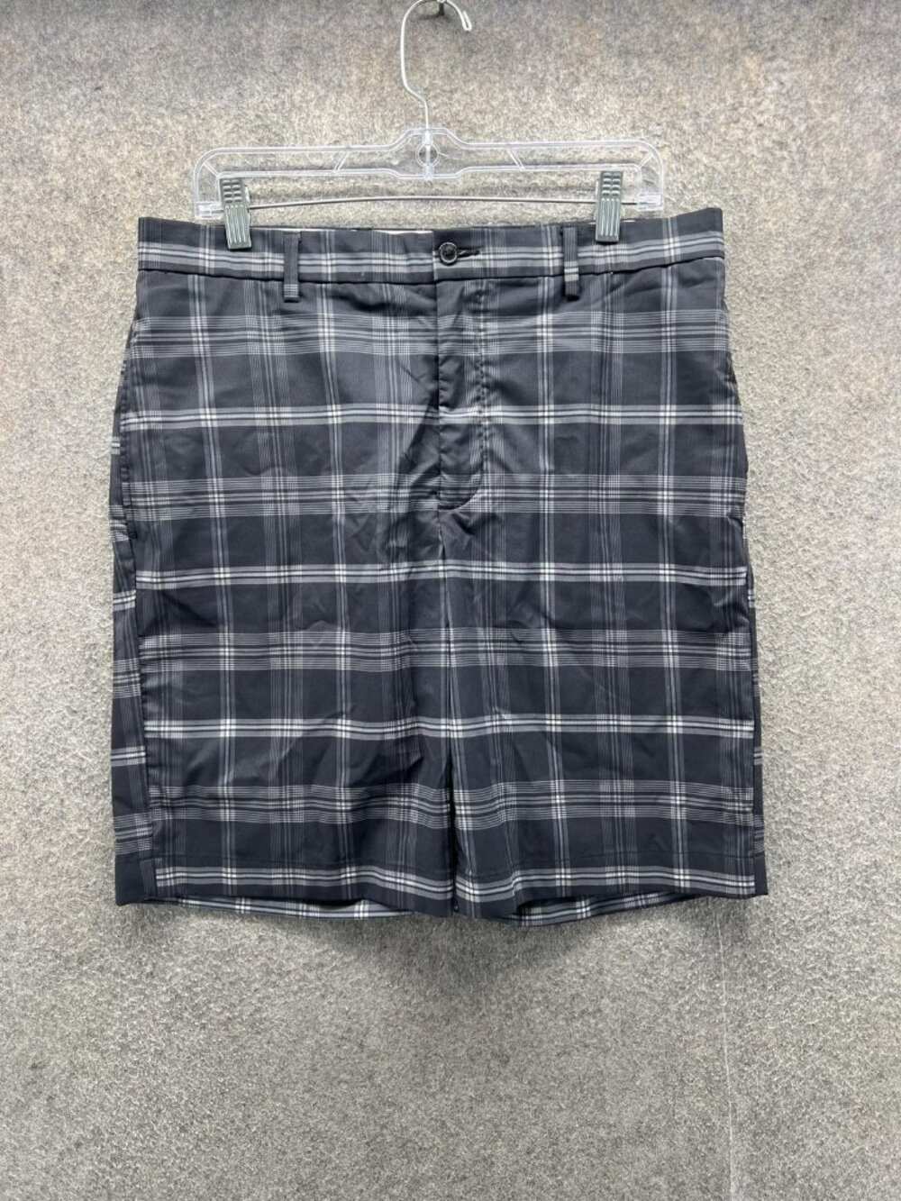 Greg Norman Shorts Mens 34 Gray Plaid Golf Athletic Stretch Pockets 10 Inseam